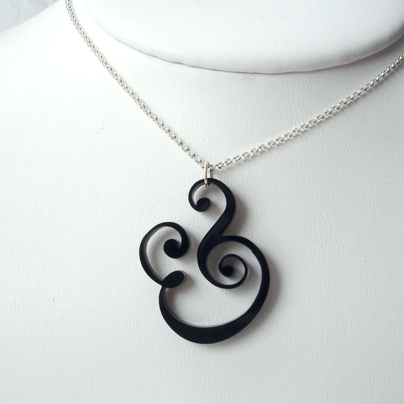 Epershand Ampersand Necklace