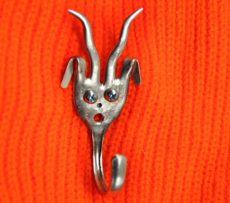 Silver Scared To Death Deer Fork Hook  small x Happy Hunting x