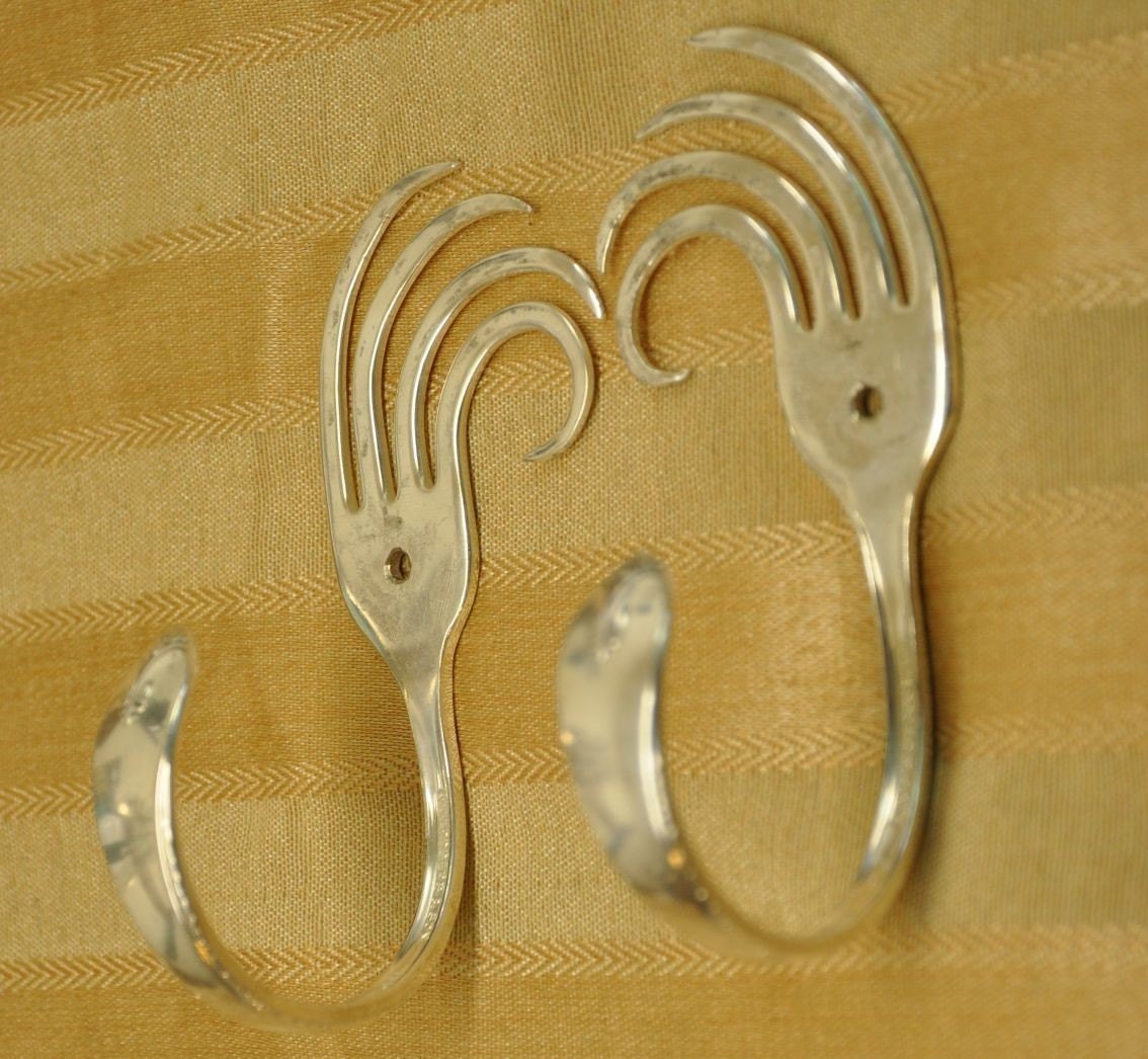 Right and Left Silver Fork Wave Hooks