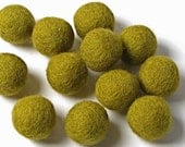1.5CM Felt Balls/24-Piece - Olive
