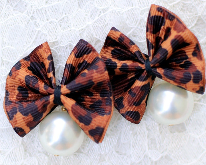 Leopard Print Bow and Pearl Dangle Earrings