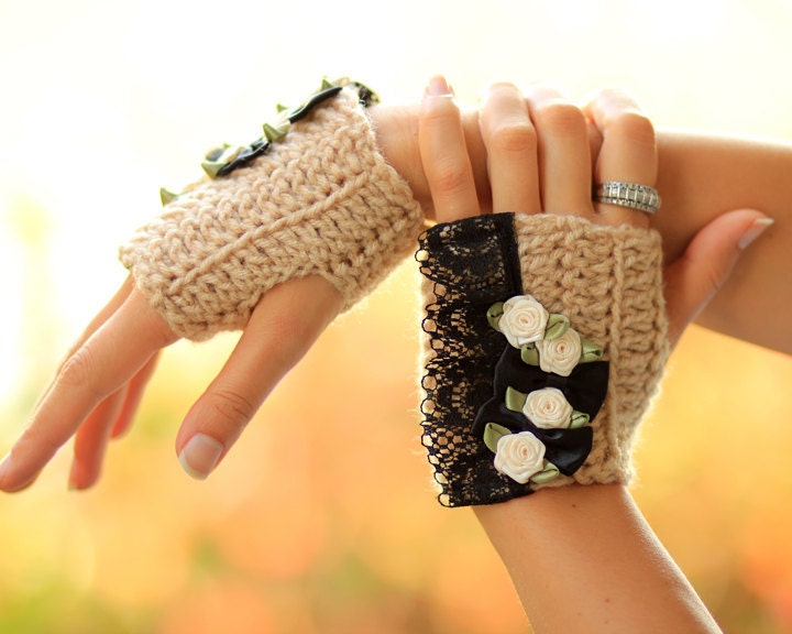 Fingerless Gloves in Cafe Au Lait Crochet with Black Lace