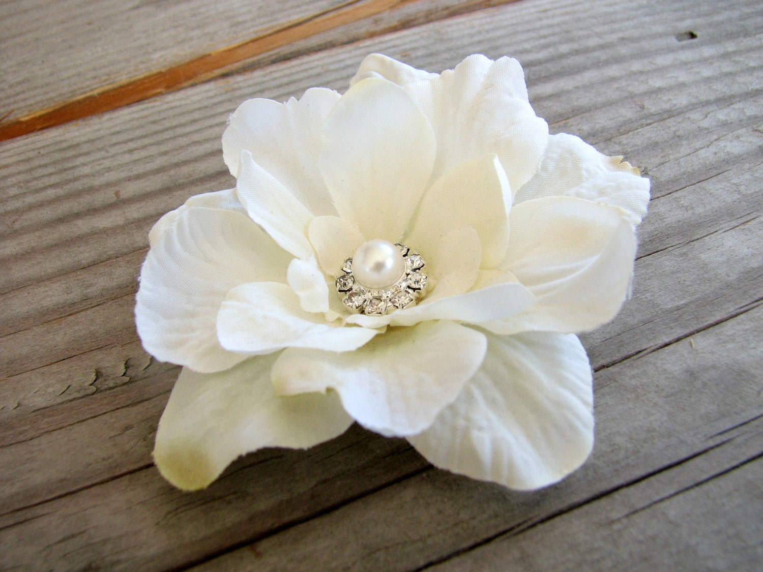 Delicate Light Ivory Flower with a Pearl and Rhinestone Center Flower Hair Clip Fascinator