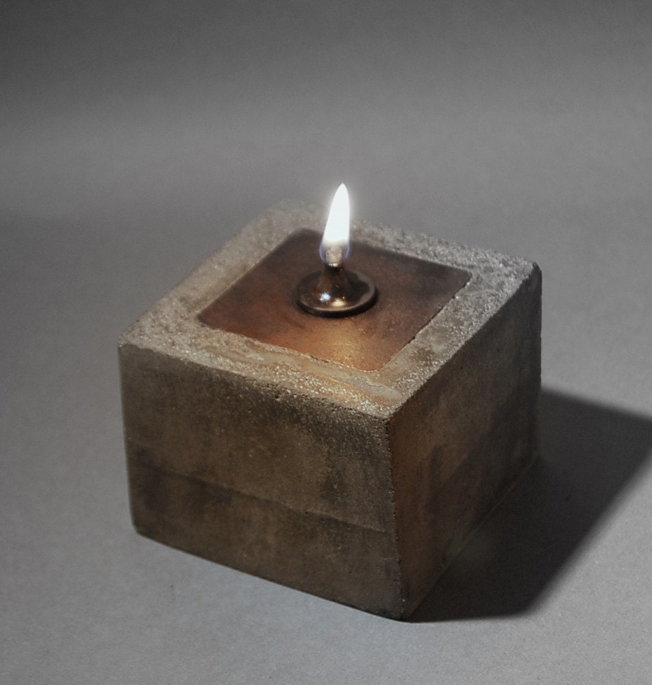 OIL CANDLE LAMP - Cowboy Zen Style in Concrete and Iron