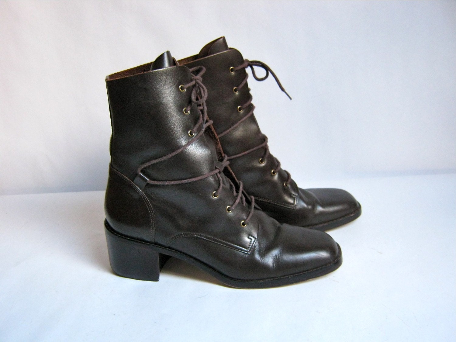 Vintage chestnut brown leather lace up granny ankle boots 9