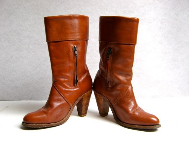 vintage 70s women's mid calf frye boots