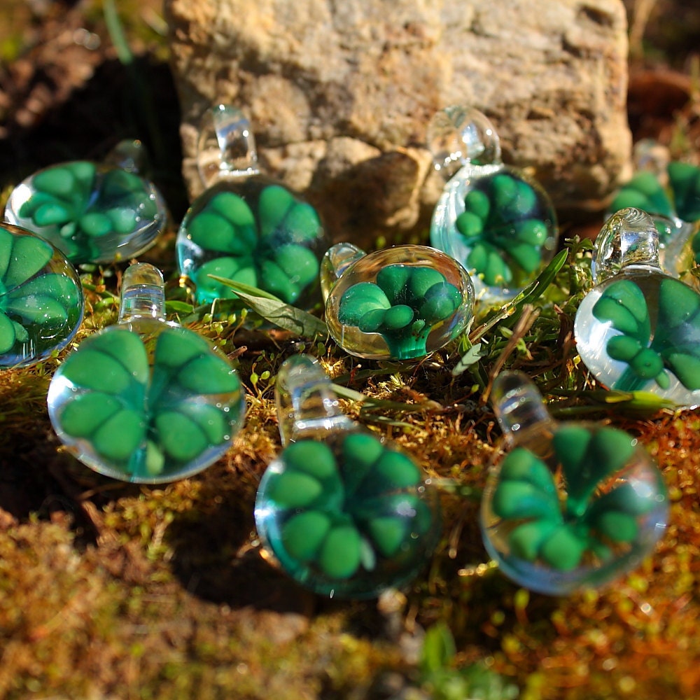 Four Leaf Clover, Shamrock, Bella Glass Pendant