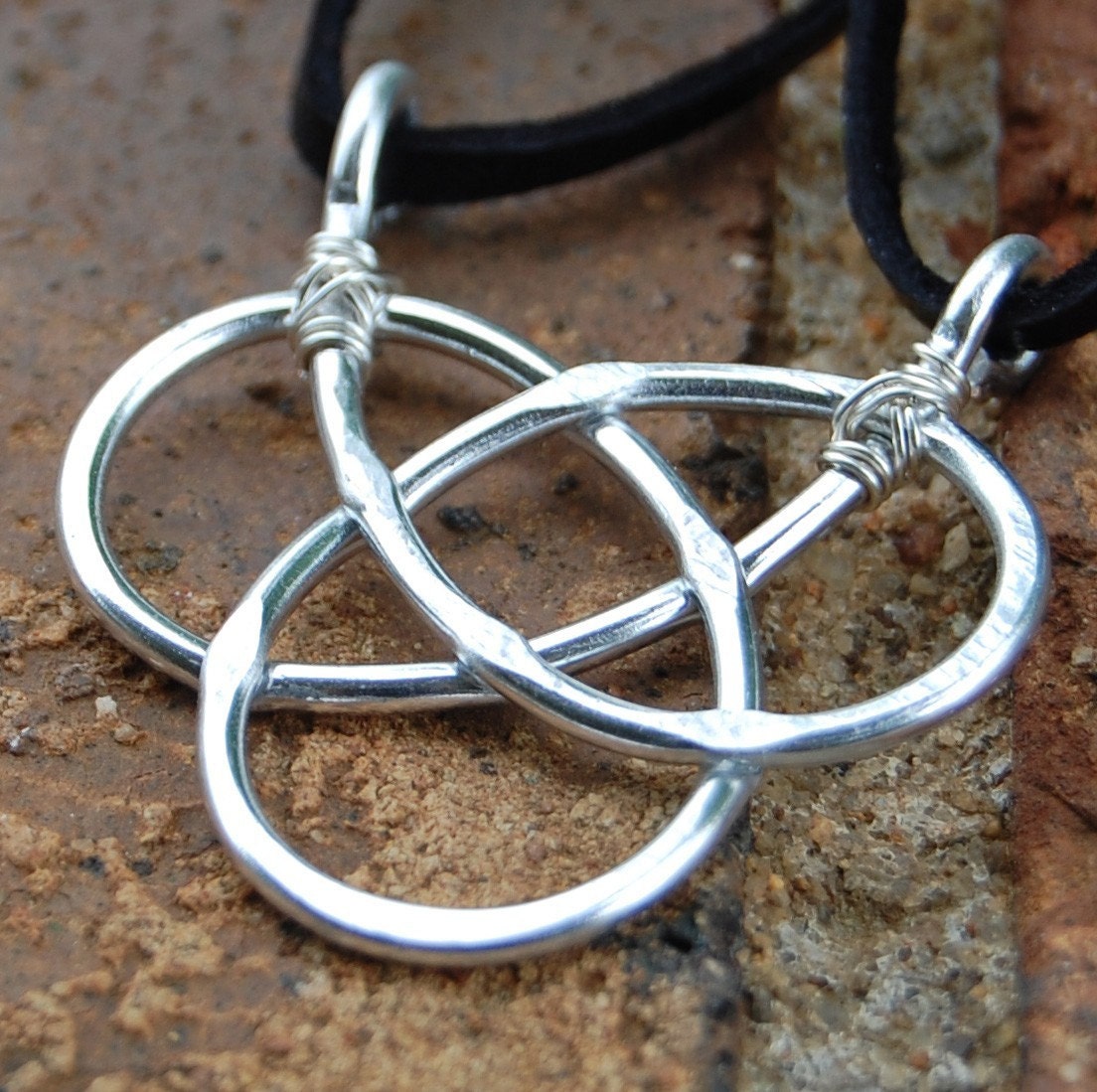 Silver. Aluminum. Celtic. Knot. Black. Leather. Necklace.