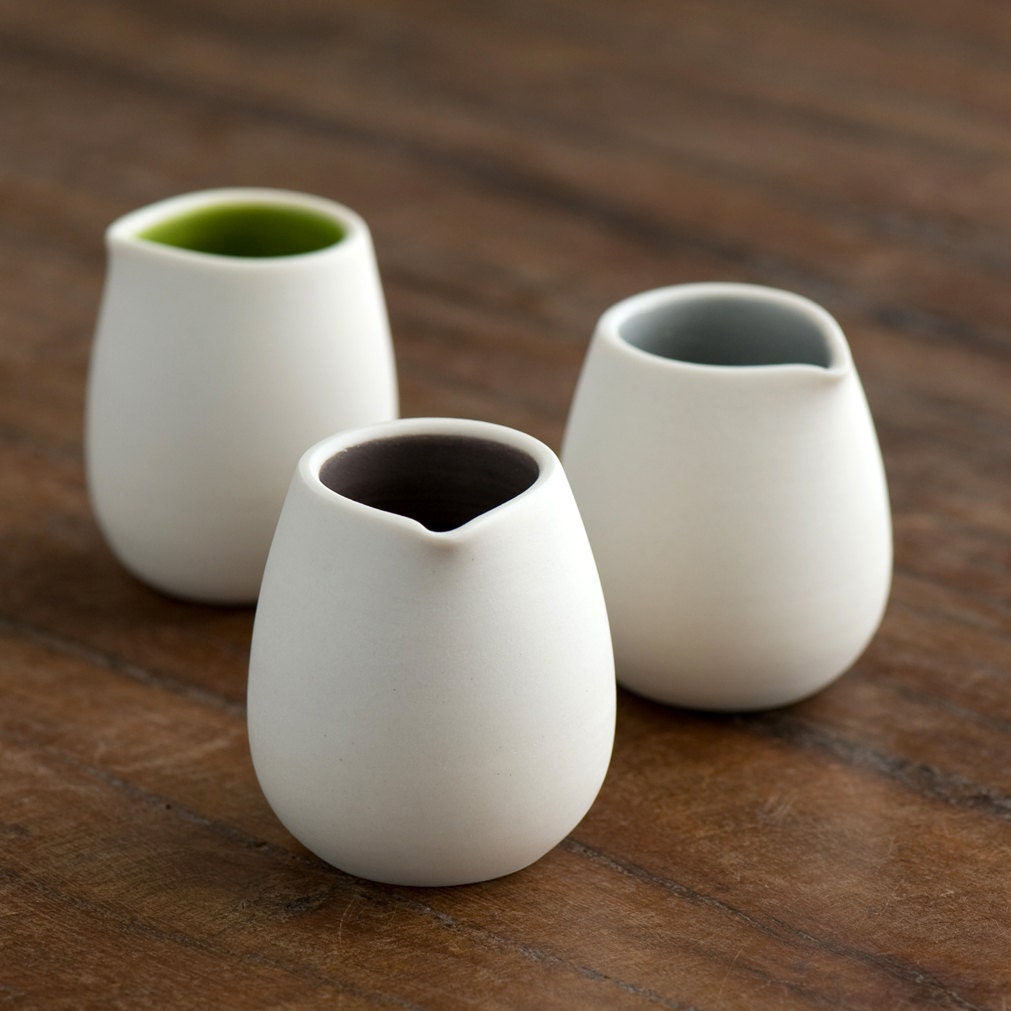 Mini Creamer in color of your choice
