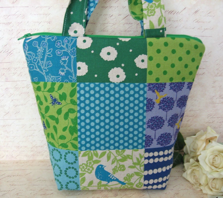Birds and Butterflies/ Insulated Lunch Bag / Echino story fabric / lunch Tote / blue green patchwork