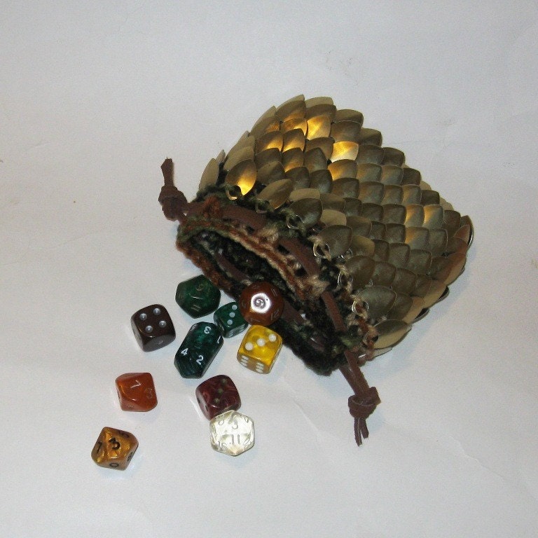 Dragon Scale Dice Bag in knitted Dragonhide Armor Elven Gold