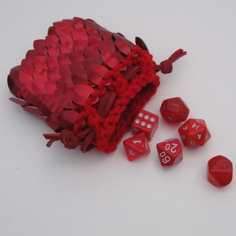 Scalemail Armor Dice Bag in knitted Dragonhide Flame Red