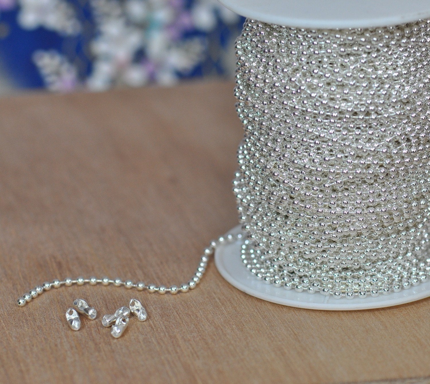 New--Shiny Silver Plated Ball Chain Spool 2.4 mm--Lead Free---100 Feet with 100 connectors. Looks great with pendants
