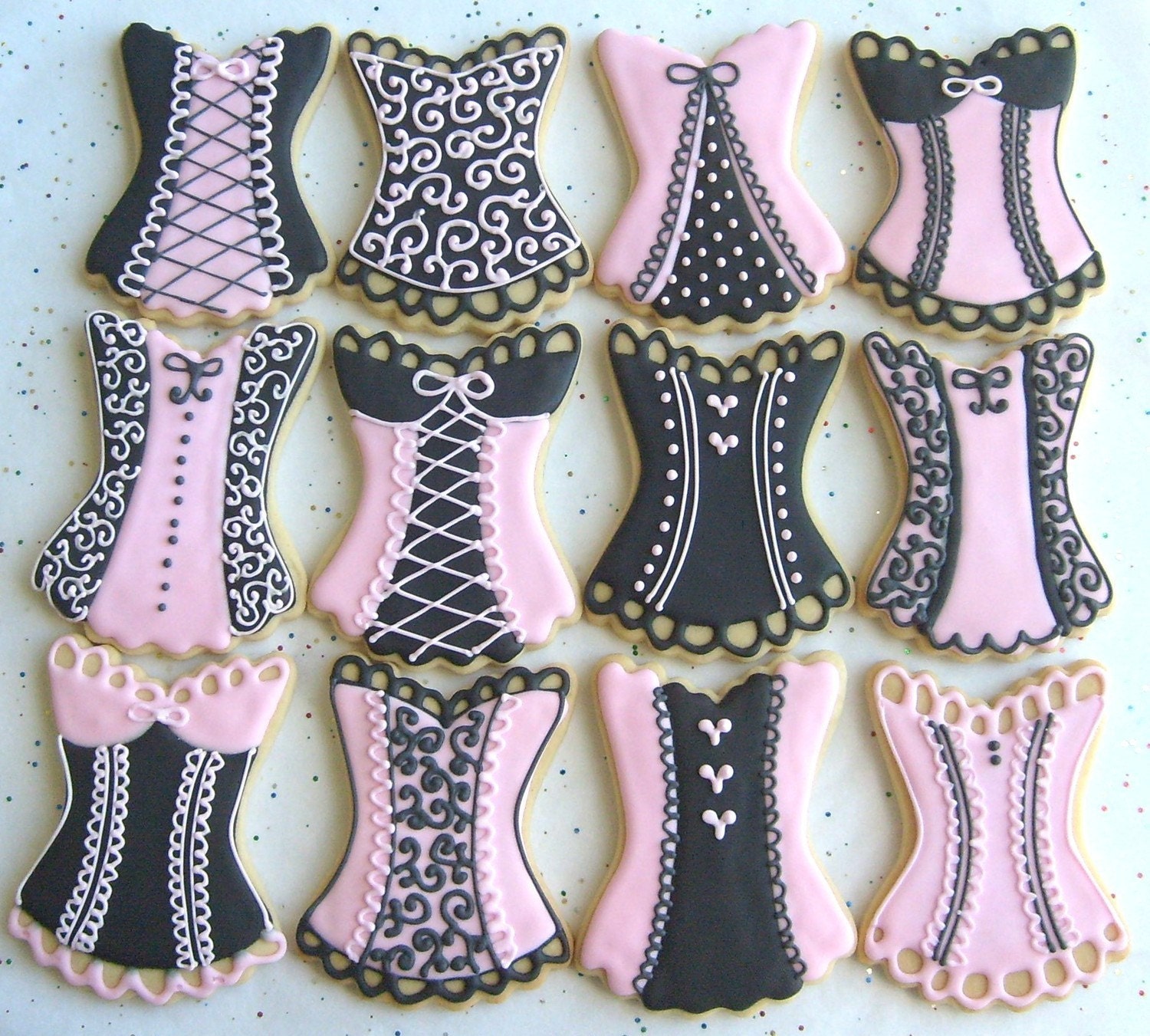 Reserved for abowling-----------------------CORSET Cookies - Corset Decorated Cookies -Bachelorette Party Cookie Favors - Bridesmaid Cookie Favors - 3.50 each