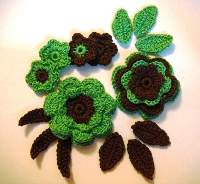 Set of crocheted applique green-brown 6 flowers with 6 leaves