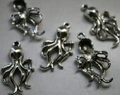 Octopus Charms, Squid Charms, Nautical Theme, Silver Pewter, Wholesale Quantity, 50 Pieces