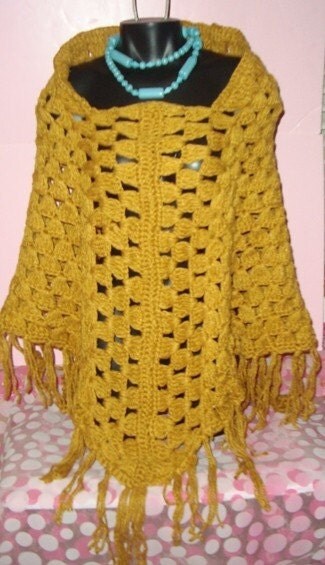 GROOVY GOLD Chunky CROCHET VTG 70s HIPPIE Square Neck FRINGE PONCHO Sweater
