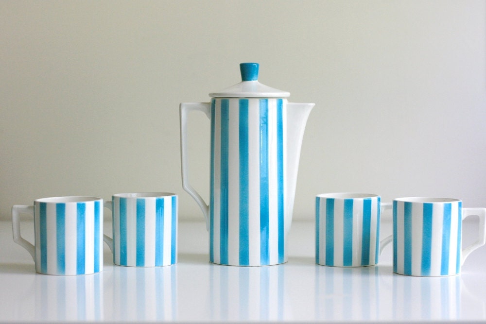 Aqua Striped Coffee Pot and Mugs