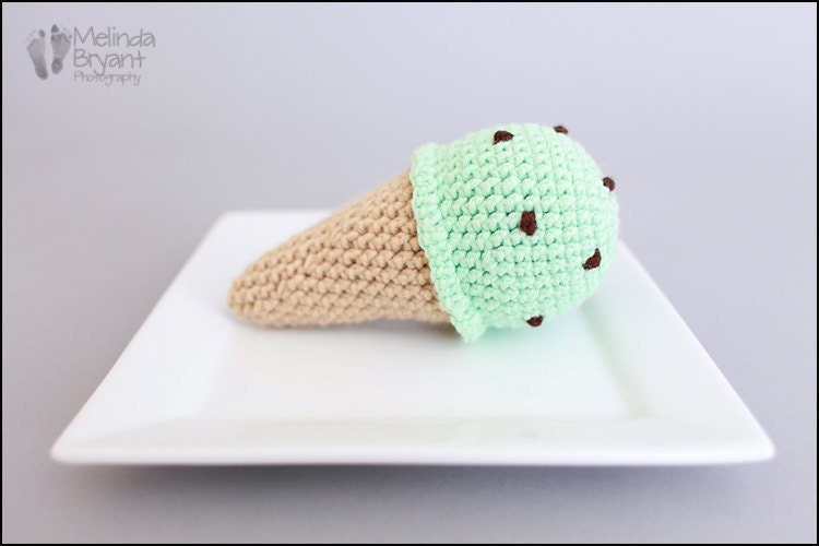 ice cream cone rattle crochet play food mint chocolate chip