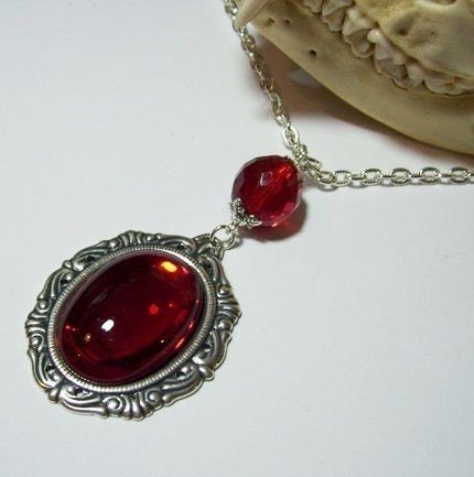 Beautiful Antique Silver Genuine Vintage German Glass Ruby Red Cabochon Neo Victorian Steampunk Pendant Necklace
