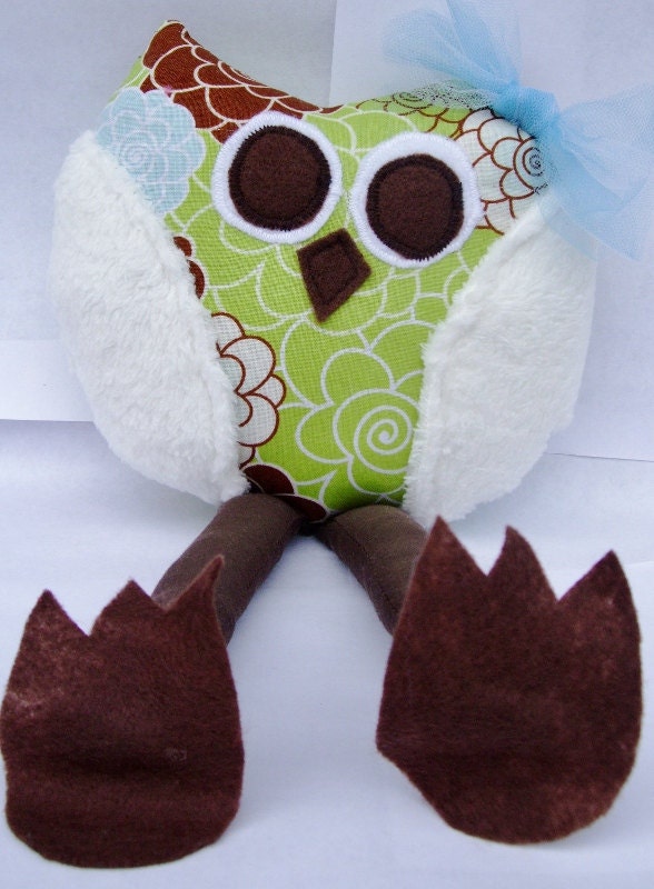 Whimsical Owl, Soft Stuffed Animal, Toy Plush Rattle, Stocking Stuffer, Baby Toy, Toddler Toy
