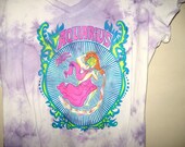 tie dyed shirt with vintage iron-on transfer Aquarius - L XL