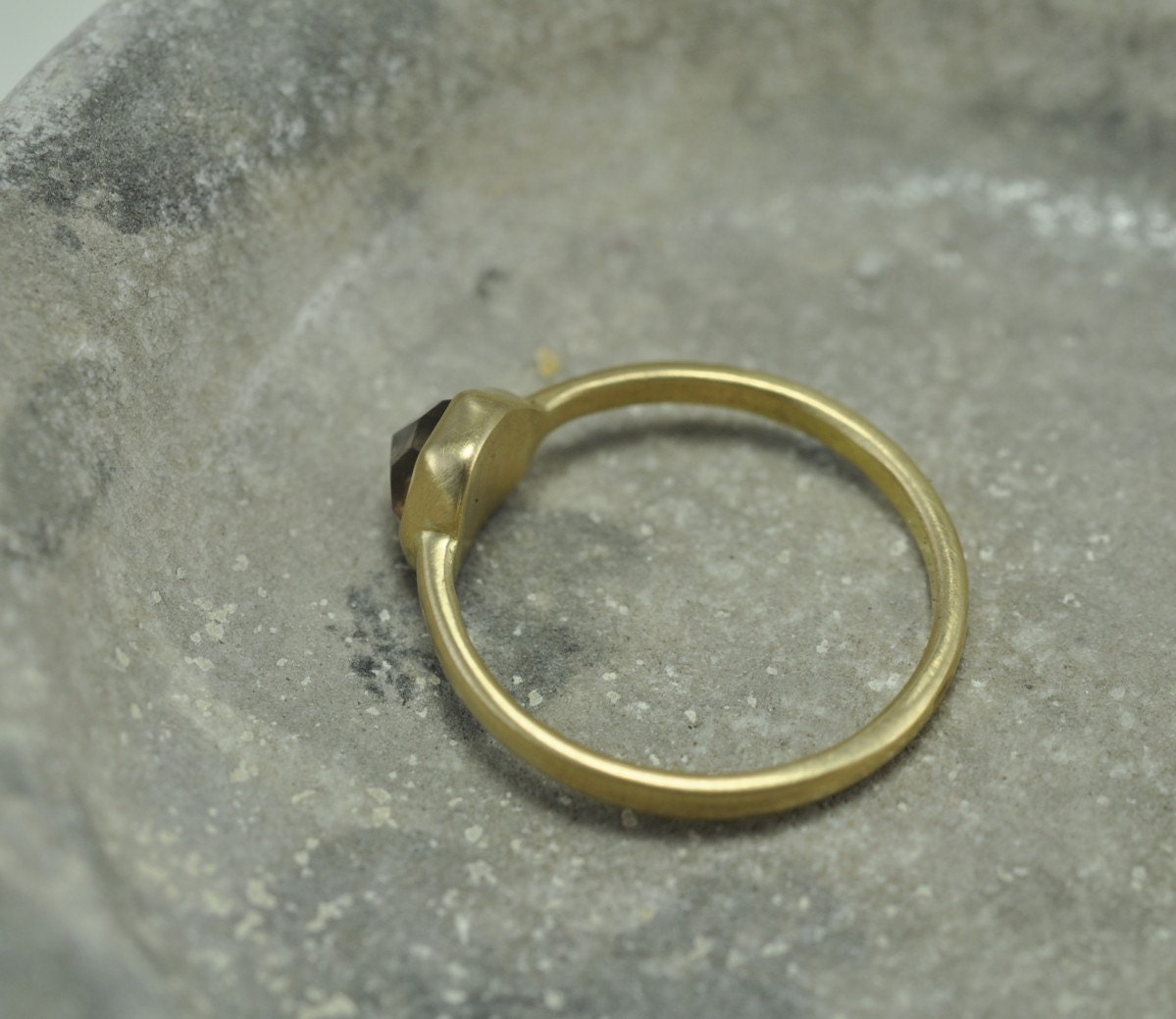 Rose cut diamond bezel ring - 18K gold - engagement