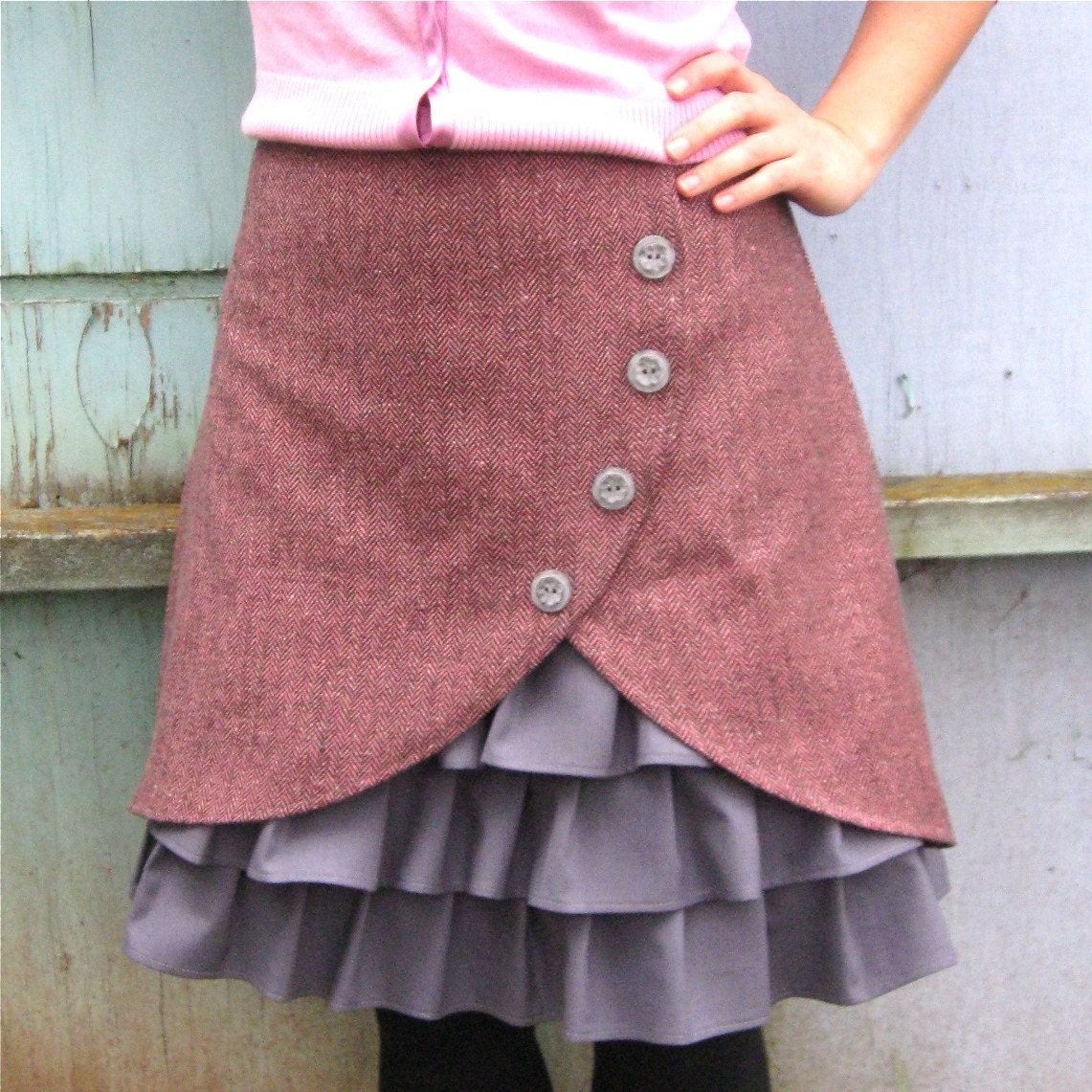 Dusty Rose ruffle front skirt Sz 8