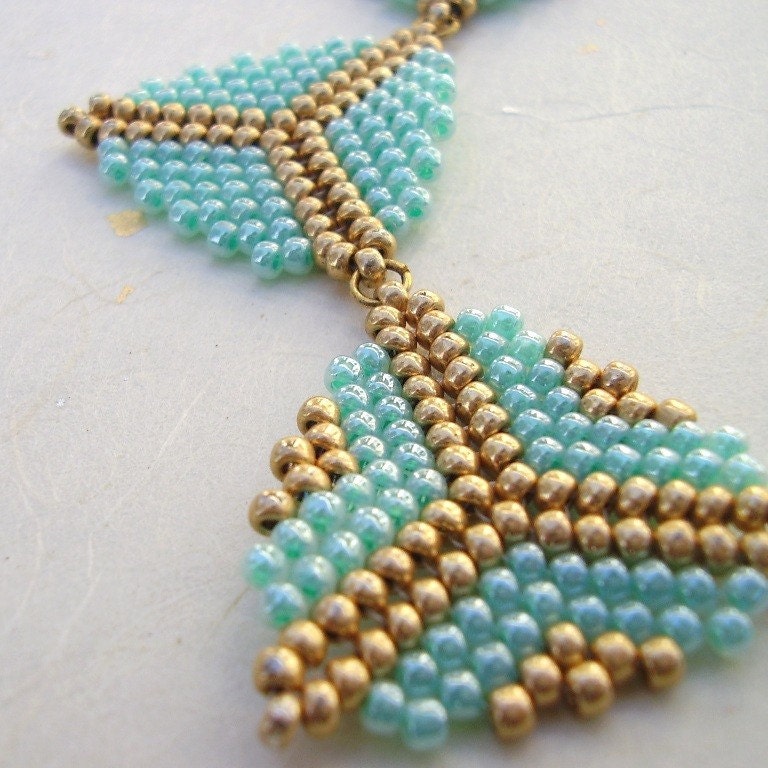 Triangle Fever Necklace 