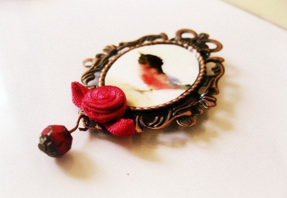 FREE SHIPPING - Miss Bird Brooch