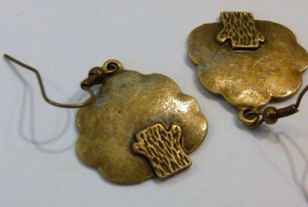 1 Pair of Antique Brass Tree Earrings