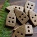 7 Little houses walnut wood buttons
