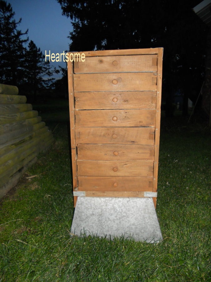 Items similar to Vintage reproduction primitive herb drying rack