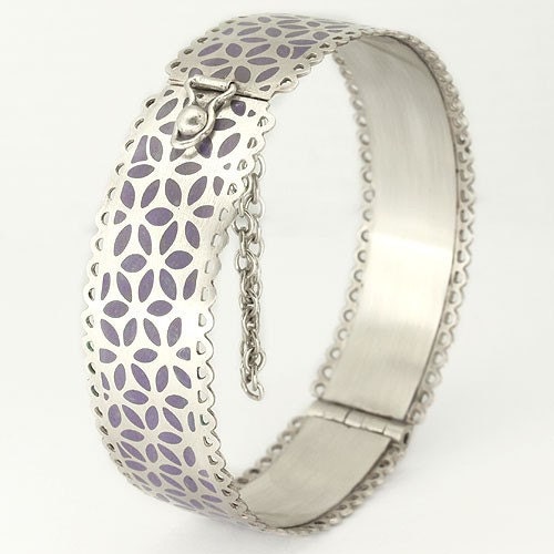 Silver Double Scalloped Edged Bangle