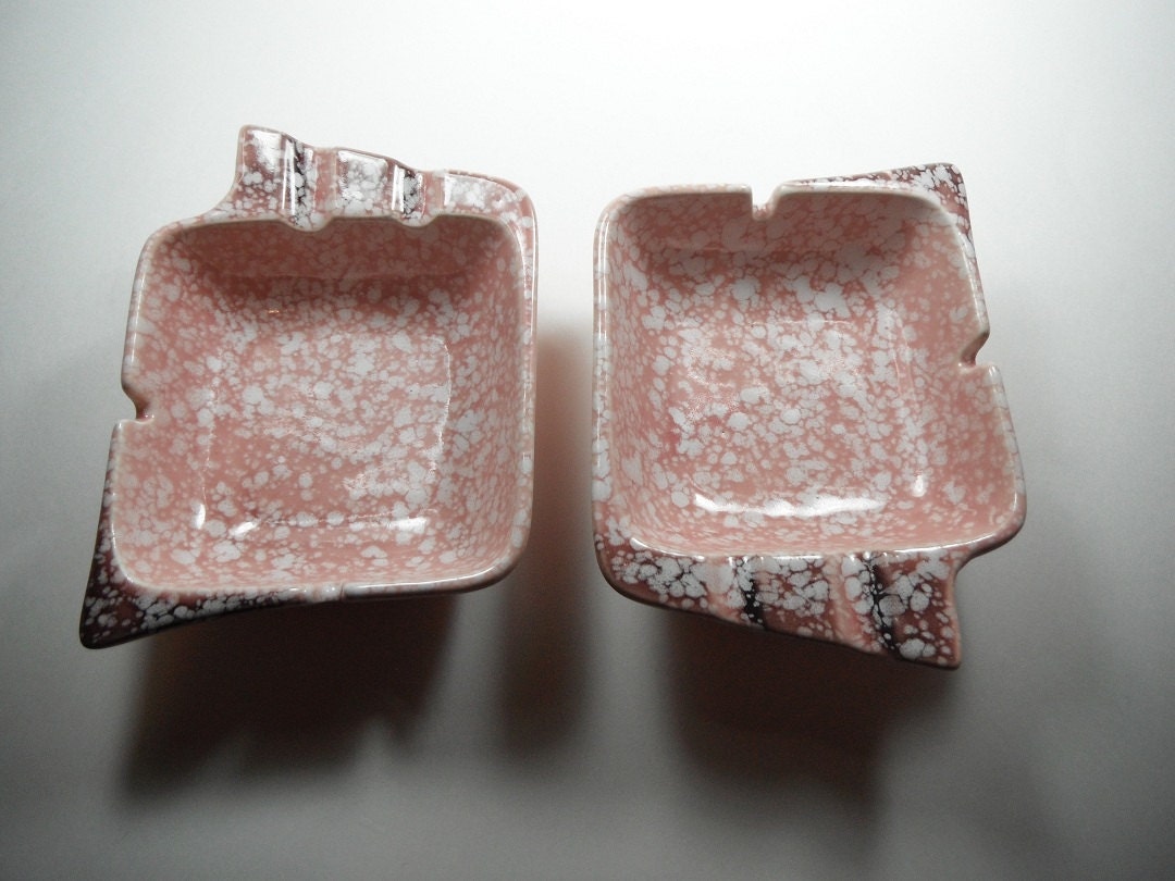 Vintage 1950s Space Age Ashtrays Pottery Made In USA Pink Brown White Splatter Retro