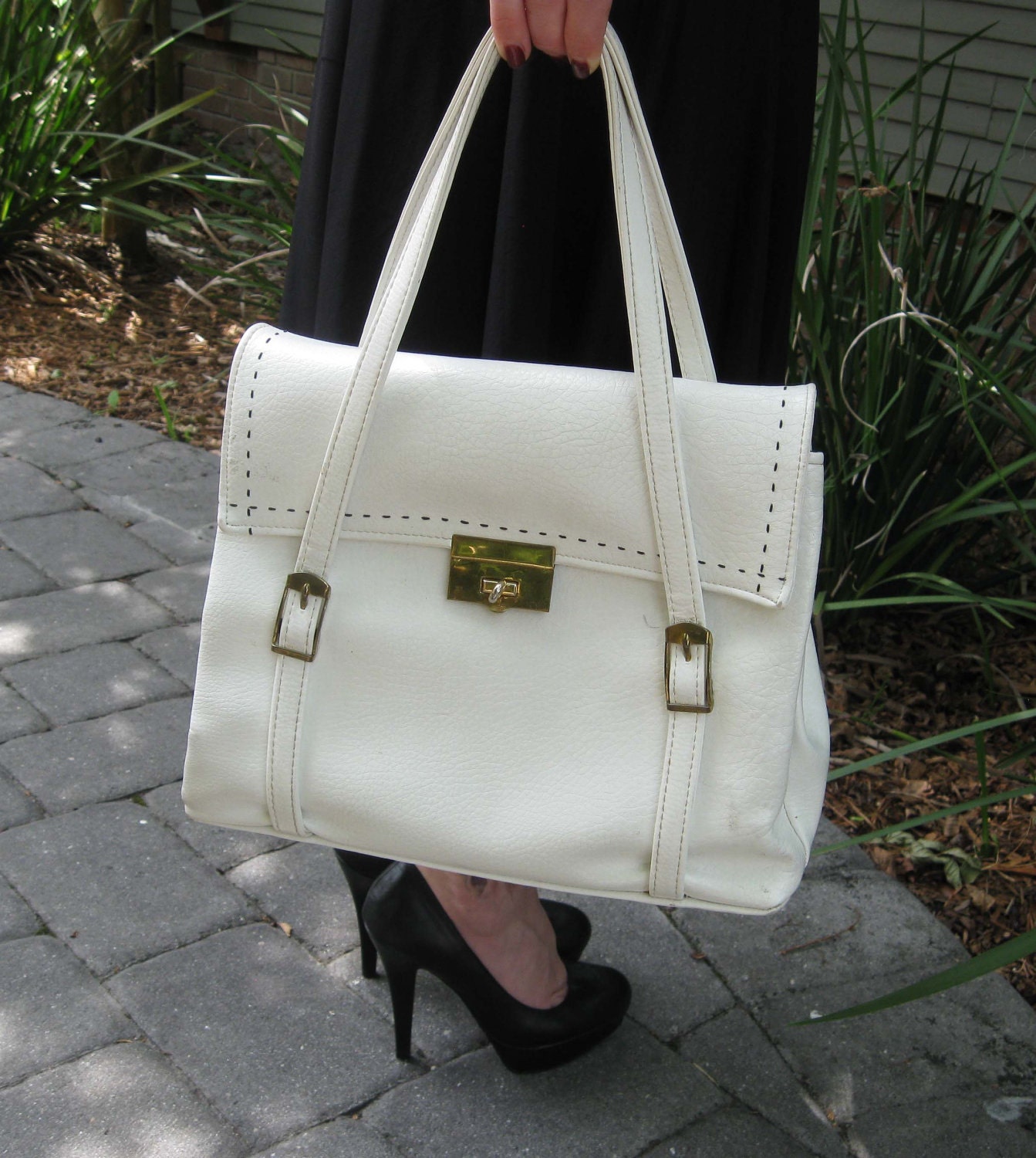 1960s Roomy White Leather Purse - JR
