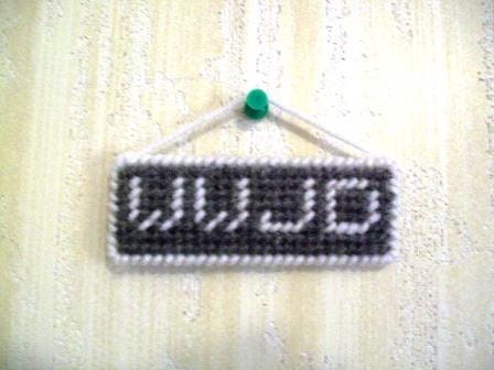 WWJD Hanging Mini-Sign, Plastic Canvas, Dk Gray