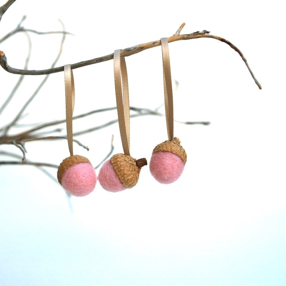 Pink Acorn Ornaments, Needle Felted Spring Home Decor, Easter Ornament Decorations, Easter Tree, Nature Lovers Gift, Baby Shower - 9