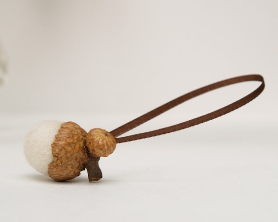 Christmas Acorn Ornaments, 10 wool handmade Felt snow white wedding Felted Home fall hanging Waldorf Colorful Woodland Thanksgiving