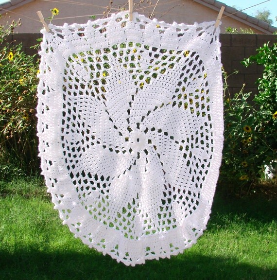 crocheted-baby-afghan-pinwheel-doily-pattern-by-michellescrochet