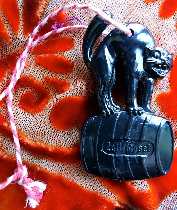 Items similar to Vintage 1980's Black Cat German Wine Bottle Premium on