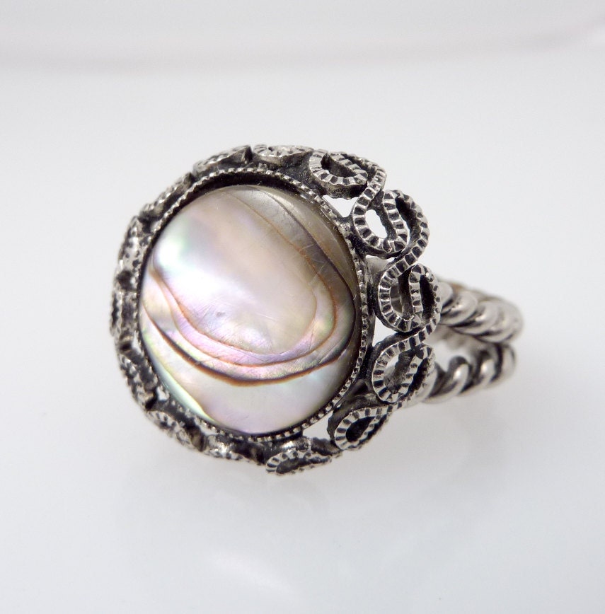 SALE ---- Vintage Adjustable German Silvertone Artisan Made Ring with Opalescent Abalone