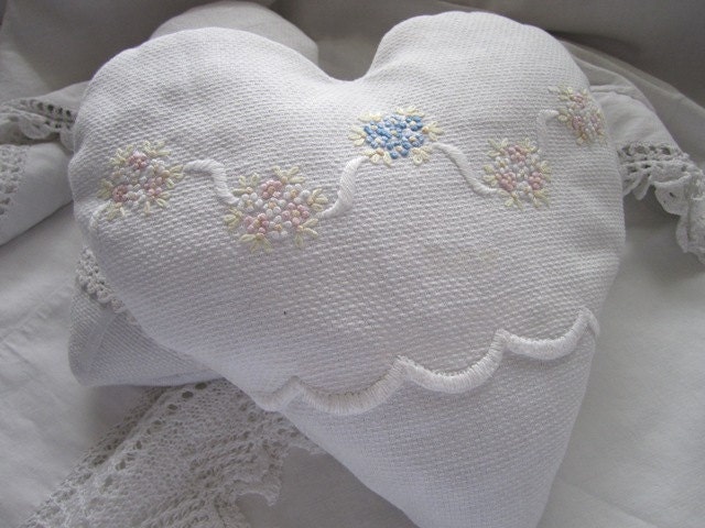 Shabby Vintage Organic Lavender Sachet