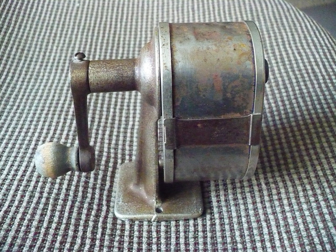 Vintage pencil sharpener by AusableRiverTrader on Etsy
