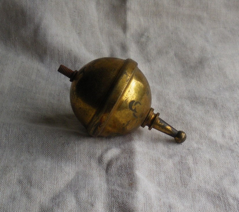 Antique Brass Globe Screw On Finial
