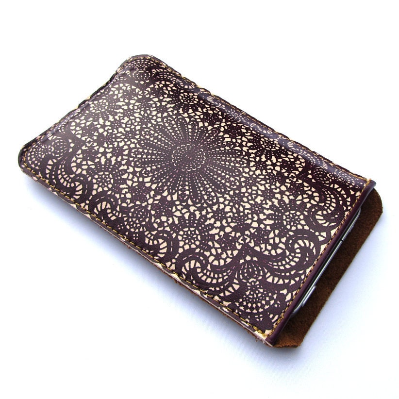 Leather iPhone (All) iTouch (All) sleeve case - Deep purple lace