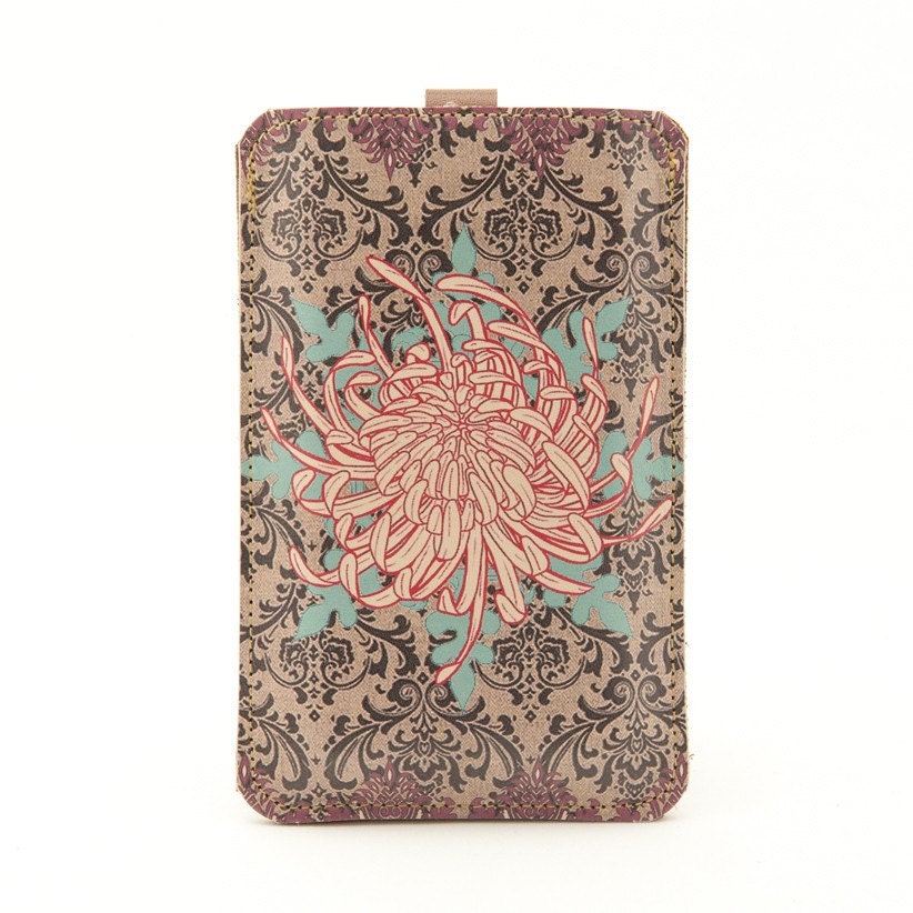 Leather iPhone/iTouch/HTC (Desire/Mozart) case - Chrysanthemum