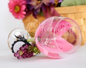 Stargazer lilly hand painted wine glass in a magenta color. FREE Personalization and Dishwasher safe