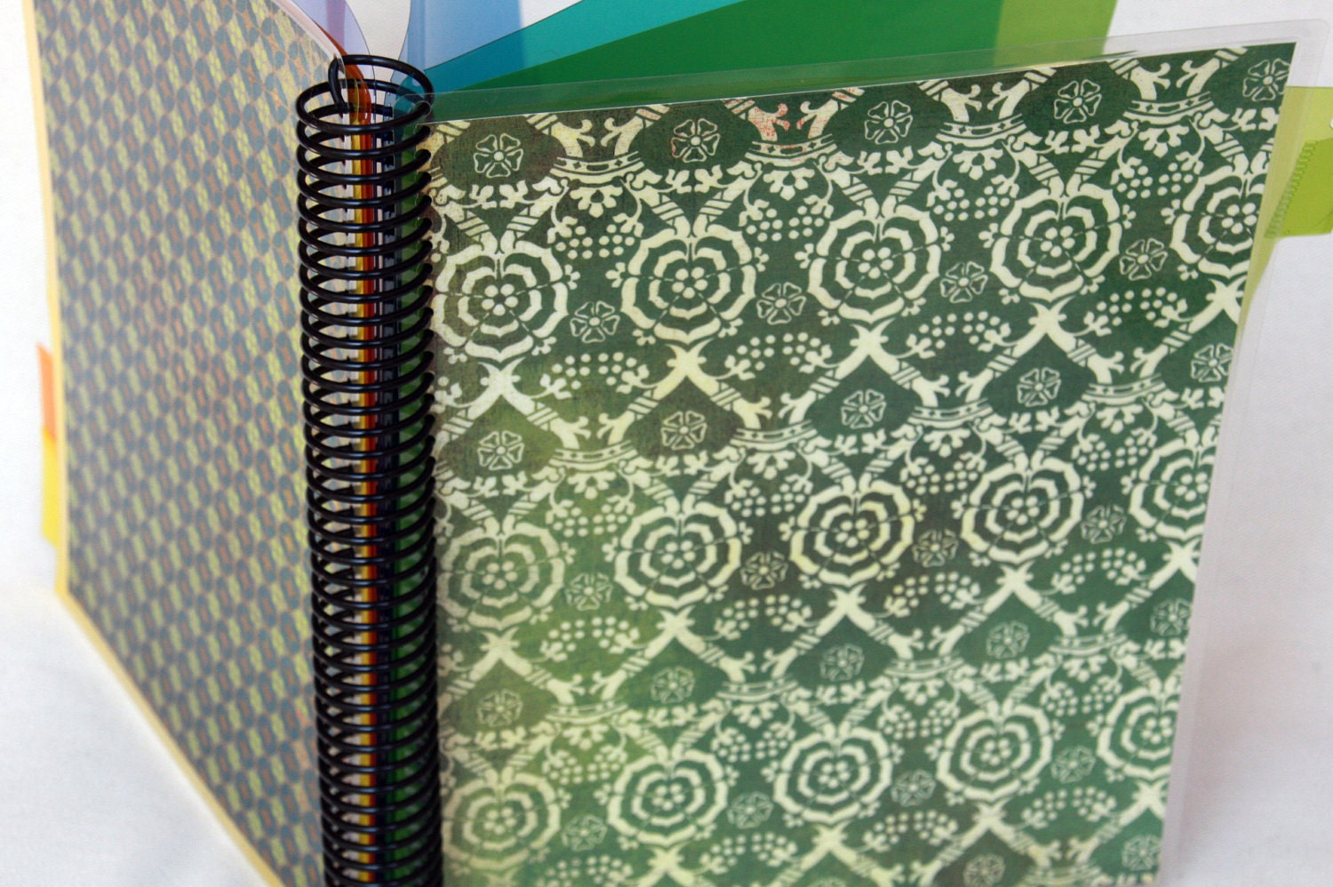 spiral bound folder