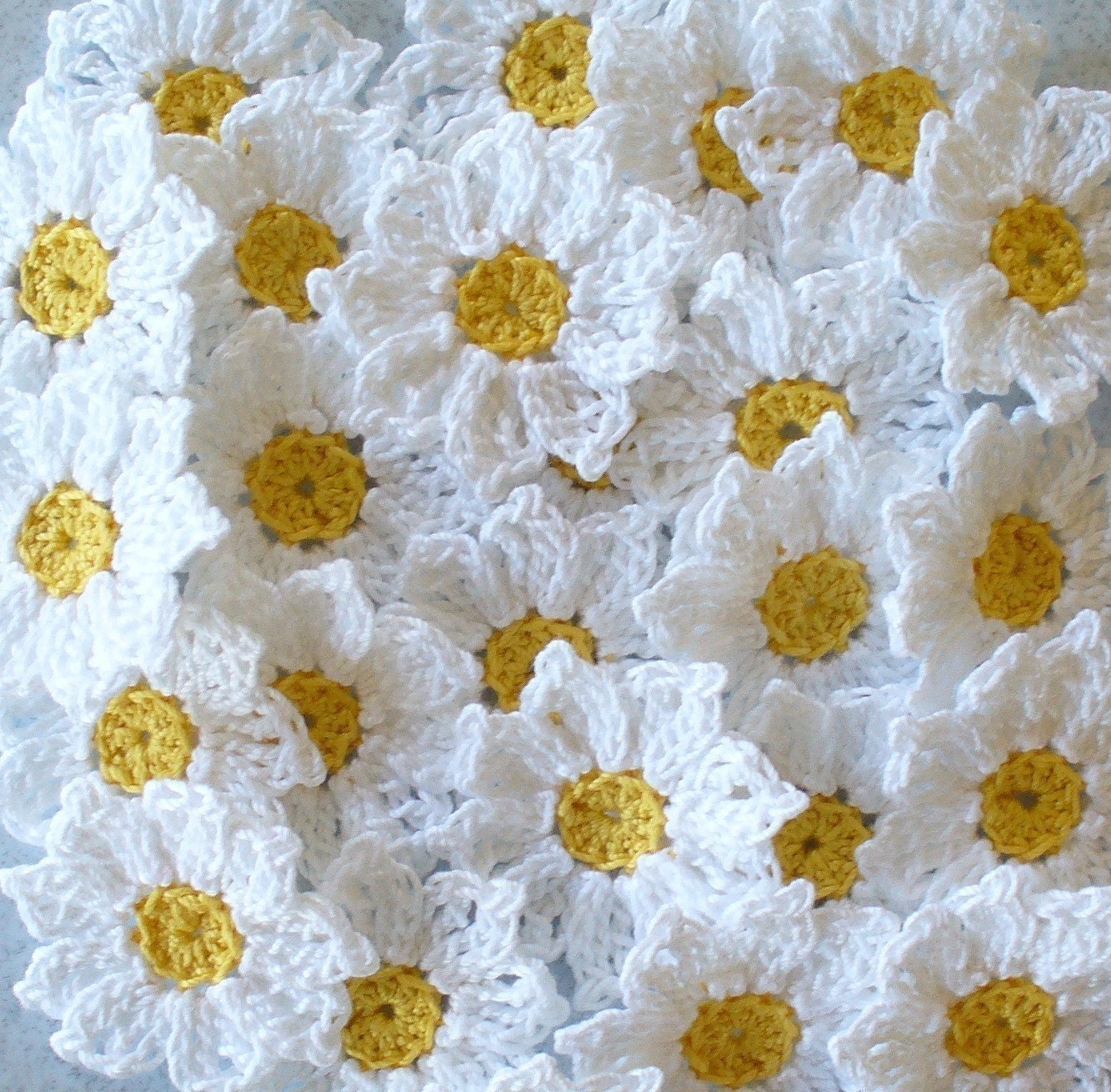Crochet Daisy Flowers, Handmade, White, Yellow, Appliques - set of 16 - IreneStitches